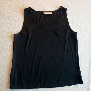 T-shirt. Women's. Silk.